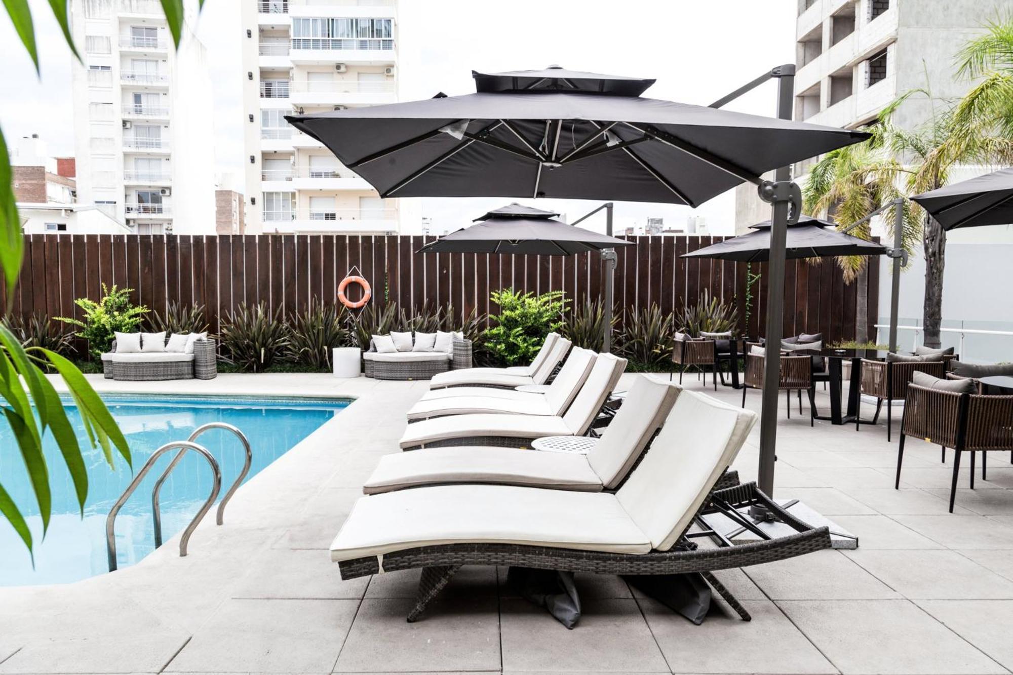 Holiday Inn Rosario By Ihg Exterior photo