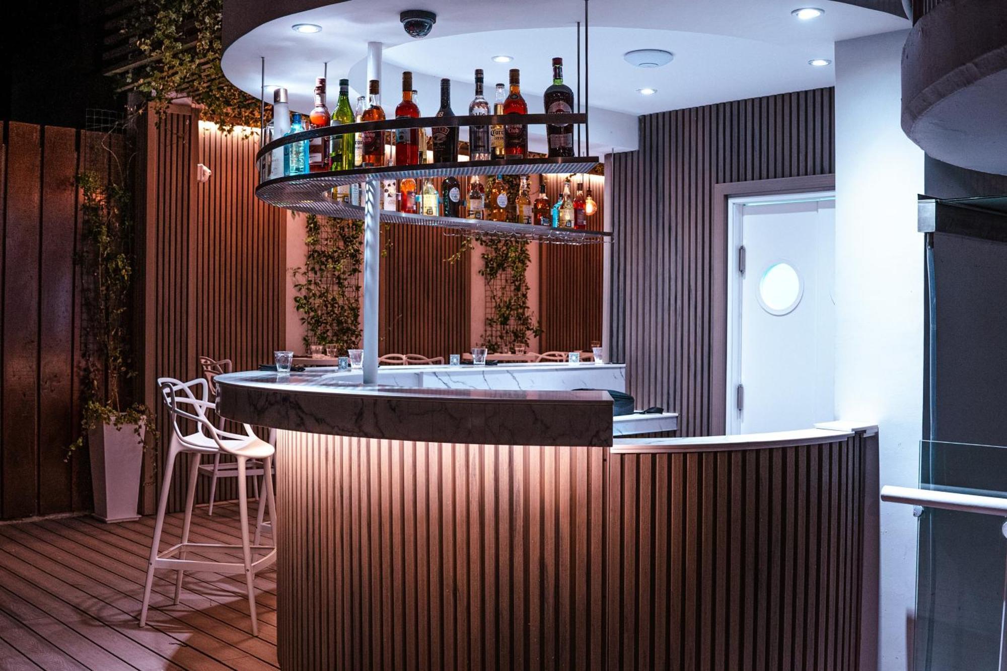 Holiday Inn Rosario By Ihg Exterior photo